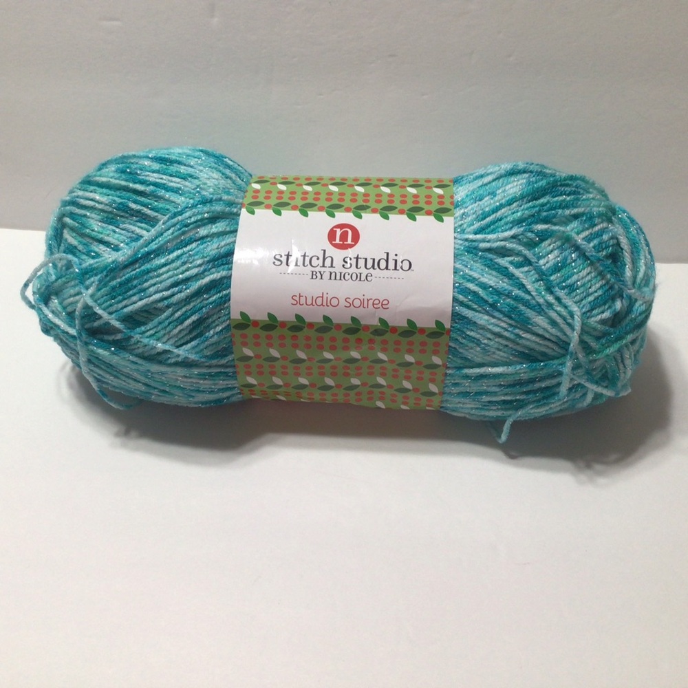 Stitch Studio by Nicole Arctic Blue Yarn